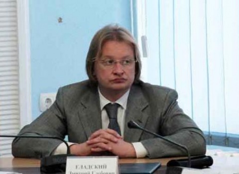 Заместитель губернатора Севастополя угрожал врачу приемного покоя увольнением