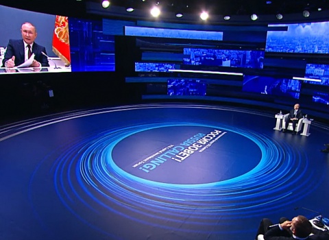 Путин заявил о возможном снятии ограничений для лиц, контактировавших с больными COVID-19