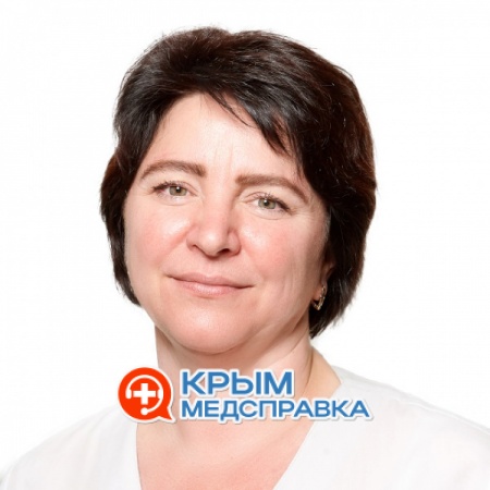 На фото Фирстова Наталья Владимировна