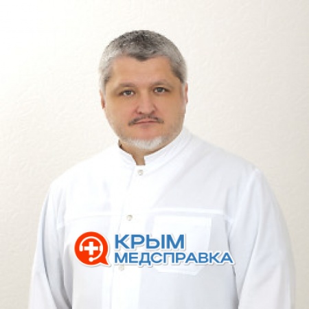 На фото Черняк Максим Николаевич