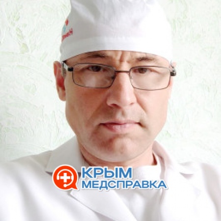 На фото Тесля Максим Николаевич