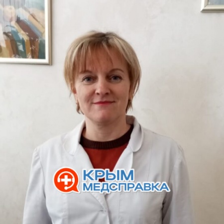На фото Ларина Елена Александровна