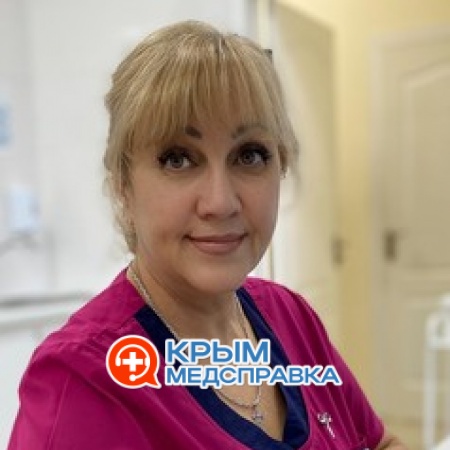 На фото Атласова Елена Витальевна