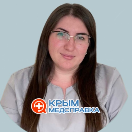 На фото Кирияк Зелиха Шакировна