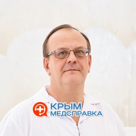 На фото Черняев Алексей Львович