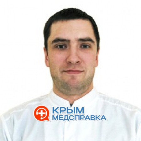 На фото Денисенко Максим Сергеевич