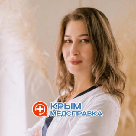 На фото Эбулисова Эмма Бахриддиновна