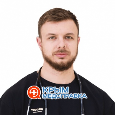На фото Черный Максим Владимирович