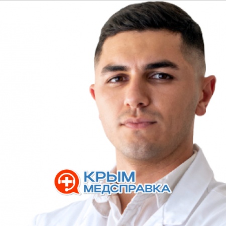 На фото Аметов Фикрет Шухратович