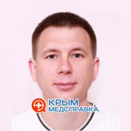 На фото Реутов Виктор Анатольевич