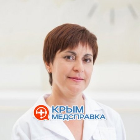На фото Сулейманова Гульнара Ибрагимовна