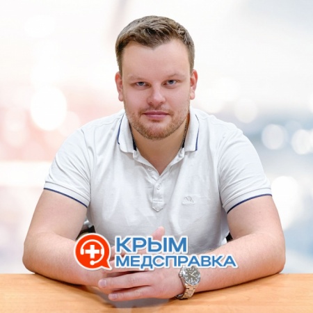 На фото Бабич Александр Игоревич