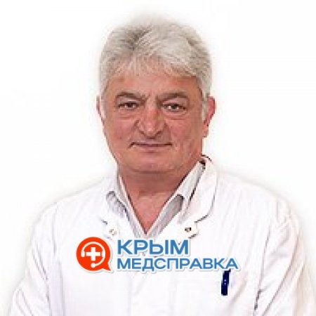 На фото Эльдар Сейдаметович Джелялов