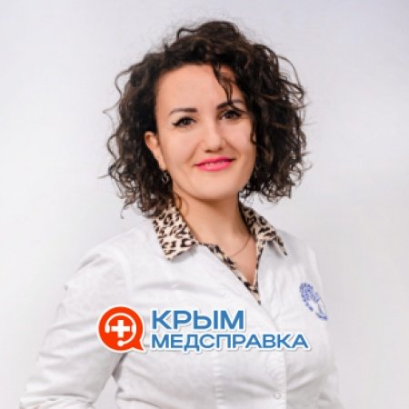 На фото Зинабдиева Лиля Серверовна