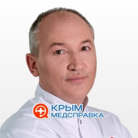 На фото Лавров Сергей Петрович