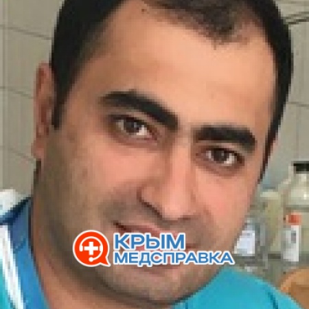 На фото Суфьянов Эскандер Виннерович