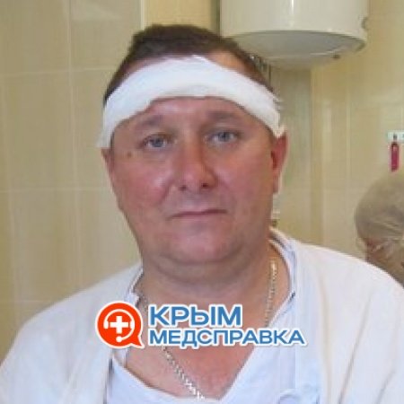 На фото Алексеенко Владимир Дмитриевич