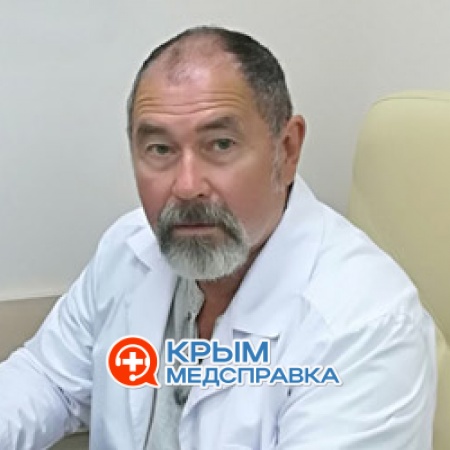 На фото Сидубаев Валерий Алексеевич